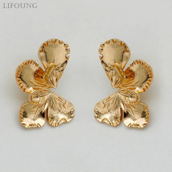 Boucles d'oreilles étalon poteau de fleur en métal pour femmes texturés pétales bijoux romantiques de mode mignons beaux accessoires styles tendance 2024638