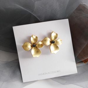 Boucles d'oreilles en métal à fleurs irrégulières, rétro, mode, bijoux de luxe, accessoires de fête pour femmes, cadeau
