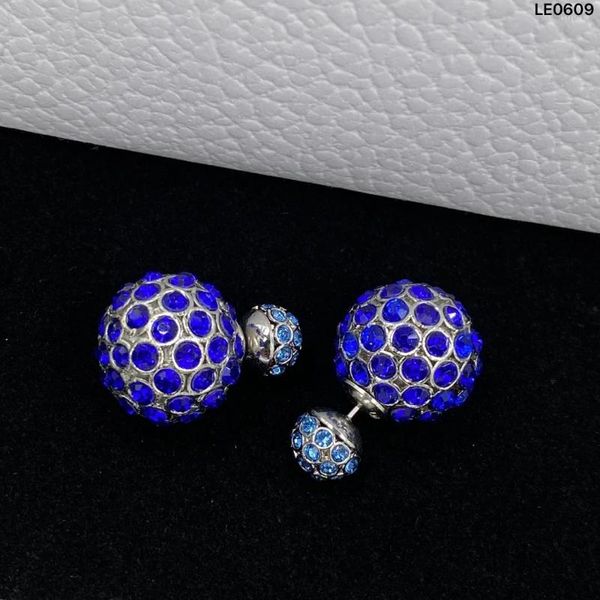 Boucles d'oreilles Personnalité de texture métallique bleu exquis