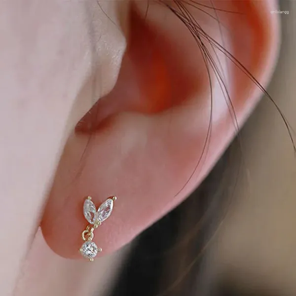 Boucles d'oreilles Mini Feuille Goutte Pour Femmes Élégant Mode Or Couleur Corée Style Cartilage Piercing Accessoires Bijoux Cadeau KDE012