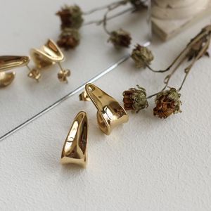 Stud Earrings Modagirl Koreaanse mode Modern 18K Dikke Gold vergulde roestvrijstalen geometrische verjaardagscadeaus voor haar