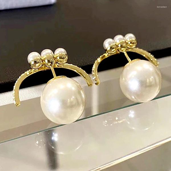 Boucles d'oreilles en perles naturelles pour femmes, zircone cubique brillante, aiguille en argent coréenne, bijoux d'oreille incurvés, cadeau pour filles Z701