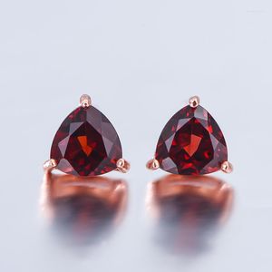 Pendientes de botón Granate rojo natural Plata de ley 925 Estilo simple Piedra preciosa Tamaño 6 8 mm Para uso diario Triángulo Prueba de gema aprobada