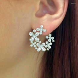 Stud -oorbellen ne'w romantische cz bloemen voor vrouwen oor piercing delicate C -vormige bloemen trouwfeest trendy sieraden