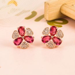 Boucles d'oreilles Nouveau 925 Boucles d'oreilles en argent Boucles d'oreilles en cristal de mode Femme Simple Rose Ruby Boucles d'oreilles Windmill Zircon Stud