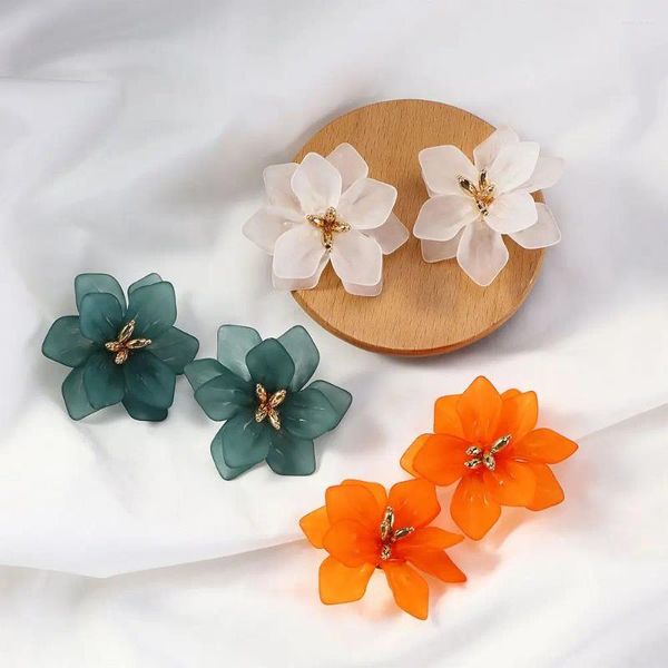 Par de pendientes de tuerca, regalos de moda para mujeres y niñas, Color naranja, blanco, verde, pétalos con personalidad, accesorios de joyería