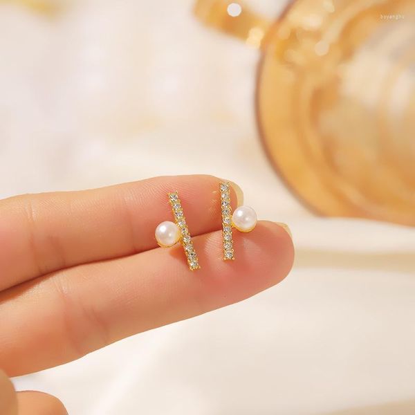 Boucles d'oreilles perle pour femmes mode coréenne Petite géométrique strass femme boucle d'oreille à la mode marée bijoux accessoires en gros 2023