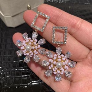 Pendientes De Botón Flor Rosa Gota De Aceite Super Flash Zircon Aguja De Plata Adelgazante Cara Redonda