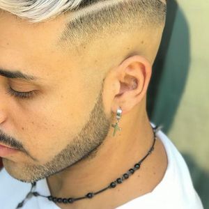 Boucles d'oreilles PUNK HOMMES CERCLE D'OREILLE CROIX HUGGIE CUFF POUR PETITES BOUCLES D'OREILLES CRUCIFIX ACIER INOXYDABLE HIP HOP BIJOUX HOMMES