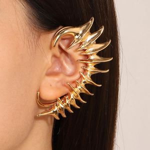 Pendientes de semental Personalidad Punk Dragon Ear orejas para mujeres Hombres retro puños no perforados adolescentes Hip Hop Street Jewelry