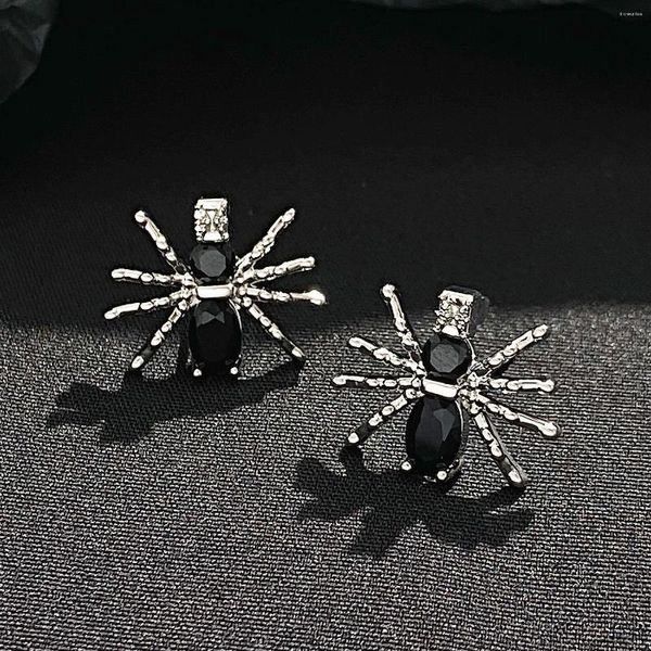 Boucles d'oreilles Punk araignée en Zircon pour femmes, Mini Piercing gothique 3D en forme noire, bijoux cadeau d'halloween