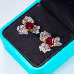 Stud -oorbellen Qinhuan Emerald Ruby Flower Petal Studs S925 Sterling Silver Gemstone Luxe Fine Jewelry For Women Party Gift