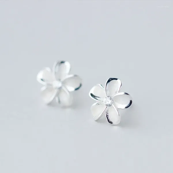 Boucles d'oreilles Stud Real 925 Silver Silver White Zircon Plum Blossom Forme pour les femmes bijoux de mode fille