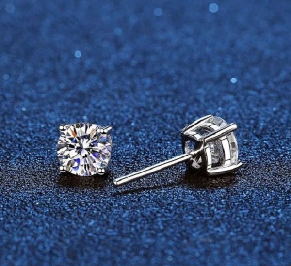 Boucles d'oreilles à tige en argent sterling plaqué or blanc 14 carats véritable Moissanite avec diamant à 4 griffes pour femmes et hommes 1ct 2ct