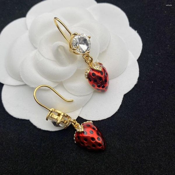 Pendientes De Botón Rojo Verde Fresa Fruta Fresca Y Linda Simple Versátil Para Mujeres