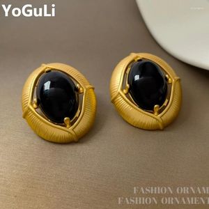 Boucles d'oreilles étalon bijoux vintage tempérament noir de couleur noire pour femmes accessoires de mode Vente