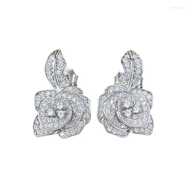 Boucles d'oreilles S925 Silver Stadts haut de gamme Small Fragrant Wind Camellia Instagram Tempérament exquis