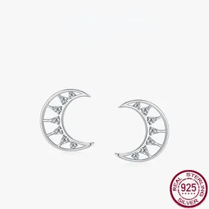 Boucles d'oreilles S925 Silver Moon High Grade Elegant and Simple Elegance Fashionnable Voly Bielry pour les femmes