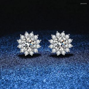 Boucles d'oreilles S925 argent sterling 0,5-1 carat Real Moissanite pour les femmes Lady Flower Diamond Ring Gra Jewelry