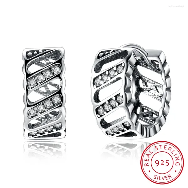 Boucles d'oreilles S925 Bijoux en argent sterling pour fête d'anniversaire cadeau ongles ongles boucle rétro creuse Femmes luxe 925