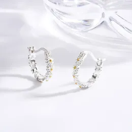 Oorknopjes S925 sterling zilver Effen ring Kleine madeliefjebloem Vrouwelijk Eenvoudig en veelzijdig Lichte luxe