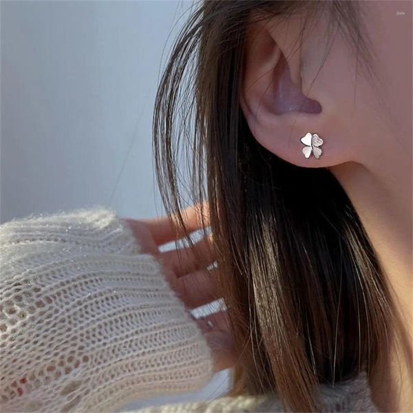 Pendientes de tuerca chapados en plata para mujer, joyería para Piercing en la oreja, flor de circón romántica, mariposa, accesorios para adolescentes