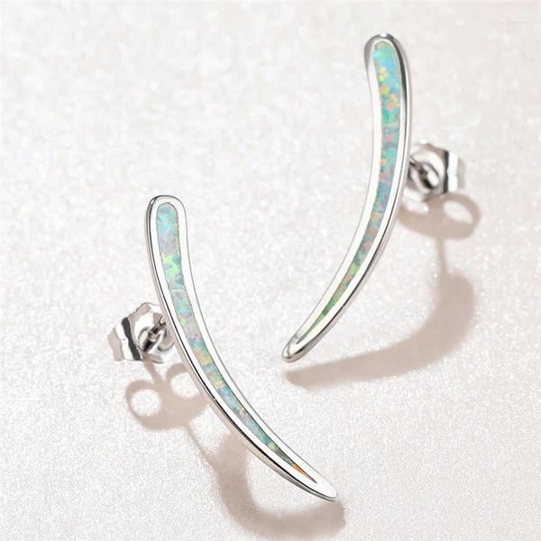 Boucles d'oreilles simples pour femmes, breloque en pierre d'opale blanche, couleur argent, petite géométrie de mariée délicate, mariage pour femmes