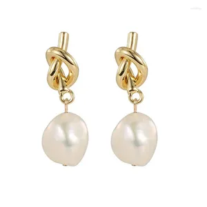 Boucles d'oreilles simples en perles d'eau douce creuses pour tempérament minoritaire féminin, vente en gros, en Stock, TEE17