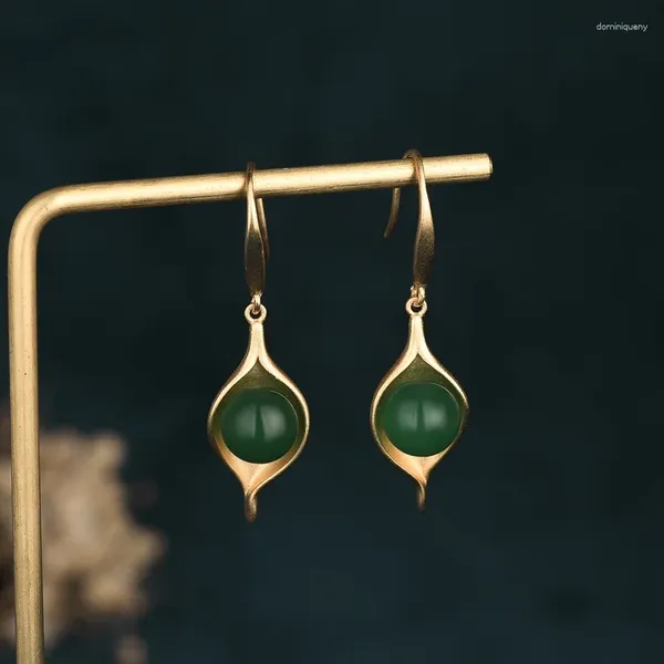 Pendientes de tuerca simples con forma de guisante verde, gota de Color dorado para mujer, joyería de moda china, accesorio inusual para fiesta para niña 2023