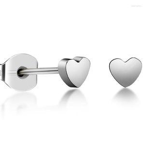 Pendientes de semental Tgnel Geométrico Free Pure Titanium Heart Simple Flat Hipoalergénico para oídos sensibles