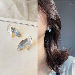 Boucles d'oreilles tendance pour femmes, jolie feuille grise douce, mode coréenne, bijoux de fête en métal, cadeaux, 2023