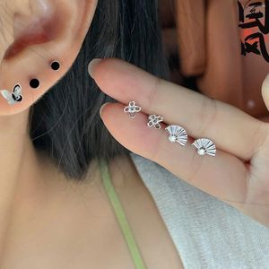 Stud Oorbellen Trendy Eenvoudig Ontwerp Inktbloem Vlinder Set Voor Vrouwen Meisjes Schattig Exquise Mini Sieraden Cadeau