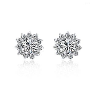 Oorknopjes Trendy Sun Flower Style 0.5CT / stuk Moissanite Diamond Earring Solid White Gold 14K Earr Love Promise Oorsieraden