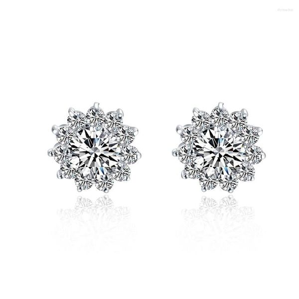 Pendientes de botón Estilo de flor de sol de moda 0.5CT / pieza Pendiente de diamante de moissanita Oro blanco sólido 14K Earr Love Promise Ear Jewelry