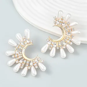 Boucles d'oreilles UILZ symétrique en forme de lune, demi-ronde, zircone cubique, grande goutte de perle pour femmes, bijoux de fête tendance