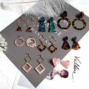 Pendientes UJBOX japonés coreano leopardo tortuga Harajuku geometría ácido acético acrílico joyería de mujer al por mayor E024