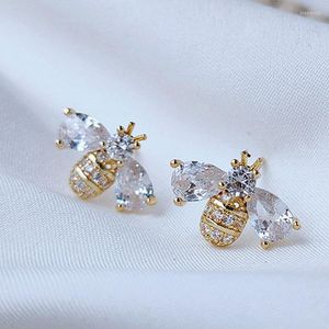 Stud -oorbellen Unieke bijenvorm Zirconia goud kleur drop oorrel voor vrouwen elegante feest bruiloft kerstjuwelen