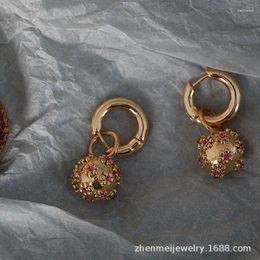 Boucles d'oreilles étalon