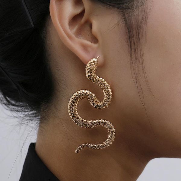 Pendientes de tuerca Vintage serpiente larga personalidad geométrica Hip-Hop mujer exagerada serpentina en relieve pendientes joyería de mujer