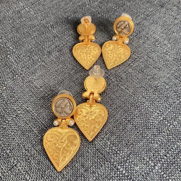 Pendientes Vintage Temperamento Medieval Geometría Elegante Monedas Antiguas Amor Clip De Perla