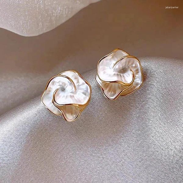 Boucles d'oreilles à fleurs blanches pour femmes, accessoires de bijoux de fête, mode coréenne moderne, mignons pour adolescentes, 2024