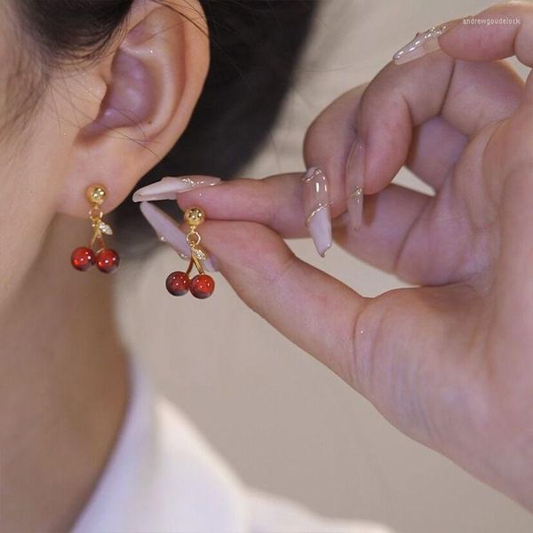 Pendientes de tuerca para mujer 2023, fruta divertida coreana para mujer, accesorios elegantes de joyería de fresa, bisutería de moda para fiesta nocturna para mujer