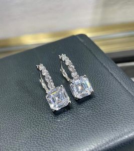 Stud -oorbellen Dameskristallen Ronde Diamant Dangbruiloft Sieraden 925 Sterling Silver Square Zirkoon Drop Earring Tassel Design