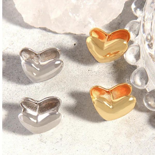 Boucles d'oreilles étalon 925 Silver Silver Gold Color Coeur Coup d'oreille brillante