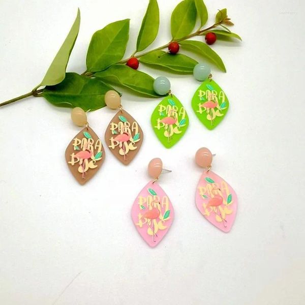 Pendientes de tachuelas yungqi dibujos animados coreanos flamingo arete rhombus alivio figura de aves acrílicas para mujeres niña pendientes únicos regalo de fiesta