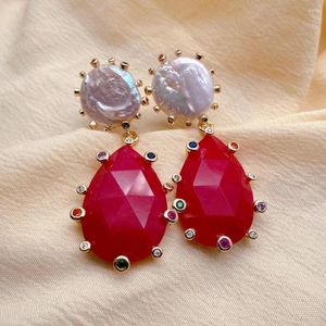 Boucles d'oreilles étalon yygem 16 mm Cultured White Coin Pearl 20x30mm Red Jade CZ Pave en larme Gift bijoux