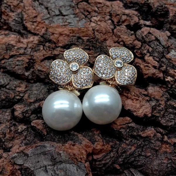 Boucles d'oreilles YYGEM cubique zircone pavé fleur 14mm blanc coquille de mer perle bijoux pour femmes cadeau