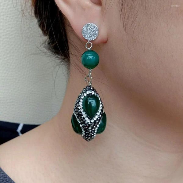 Pendientes de tuerca YYGEM, ágata verde hecha a mano adornada con pavé de diamantes de imitación negros, colgante para mujer