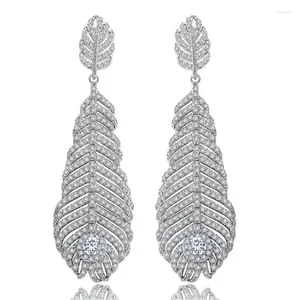 Pendientes de tuerca joyería Zlxgirl pavé Zirconia pluma pendiente de boda perfecto chapado en rodio Color Brincos orejas