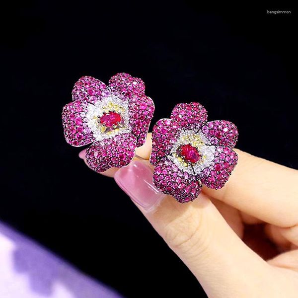 Boucles d'oreilles ZOCA 925 Sterling Silver Red Zircon Pleine Fleur Femmes Oreille Fermoir Mode Simple Top Qualité Fine Jewelry Gift Party